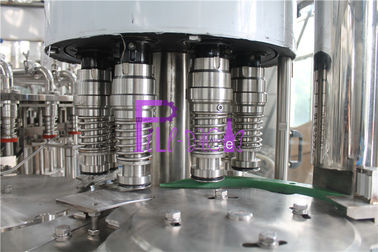 آلة تعبئة عصير 6000BPH بنظام التدفق الخلفي مع تحكم PLC