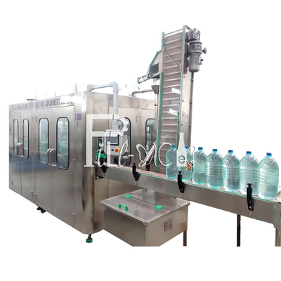 3L / 5L / 10L زجاجة بلاستيكية آلة تعبئة المياه المعدنية 3 في 1 1500BPH
