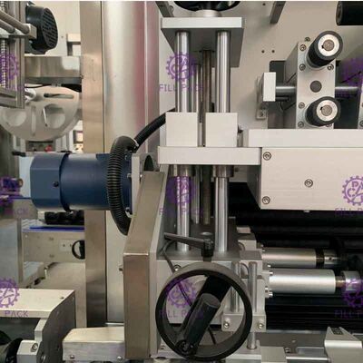 التلقائي مزدوج تغذية نوع زجاجة آلة وسم لPET / PVC تسمية 250BPM