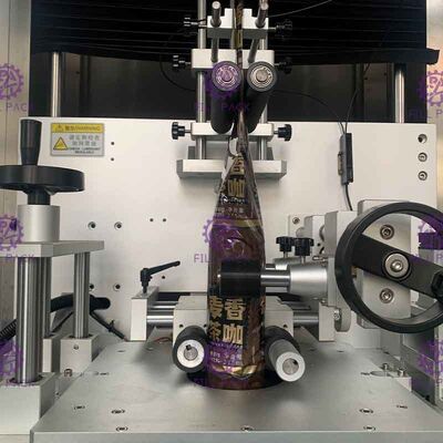 كم زجاجة جالون يتقلص وضع الملصقات / آلة وضع العلامات / آلة / معدات / خط / مصنع / نظام / وحدة