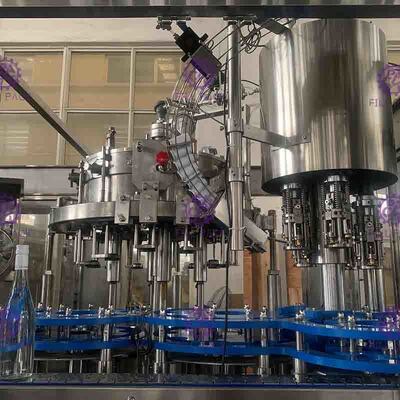 المشروبات الغازية زجاجة ملء آلة التلقائي السد معدات 15000BPH