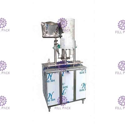 1500BPH 2L التلقائي بالكامل المشروبات الغازية ملء آلة PET زجاجة بلاستيكية المشروبات الغازية