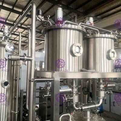التلقائي لينة تجهيز شراب خط السلطة العليا الصودا المياه CO2 خلاط 6000L / H