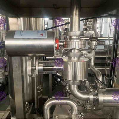 ارتفاع نسبة المشروبات الغازية ماكينة 9000L / H مع CO2 المشروبات