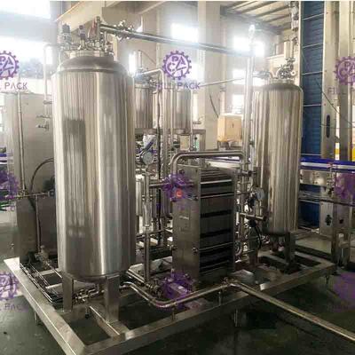 ارتفاع نسبة المشروبات الغازية ماكينة 9000L / H مع CO2 المشروبات