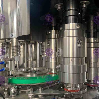 آلة تعبئة المياه المعقمة عالية الأمان 0.5L زجاجة بلاستيكية أحادية الكتلة معقمة 0.5MPA