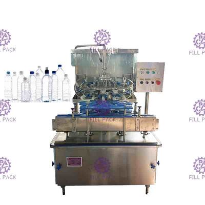 آلة تعبئة زجاجة المياه PET 50BPM مع 12 رأس شطف