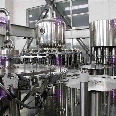 الصناعية السيارات تعبئة المشروبات معدات البلاستيك زجاجة آلة حشو 3 في 1