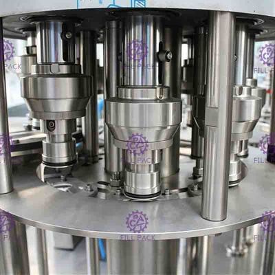 4 في 1 زجاجة من البلاستيك السائل حشو آلة PLC تحكم مع شاشة تعمل باللمس