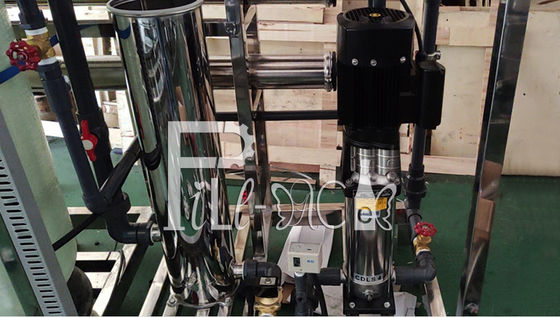 آلة معالجة مياه الشرب بالتناضح العكسي 500 لتر في الساعة