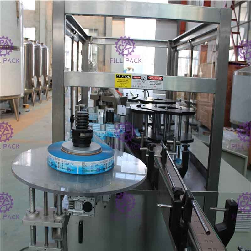 OPP الساخنة تذوب الغراء PET / البلاستيك زجاجة المياه آلة وسم / معدات / خط / مصنع / نظام / وحدة