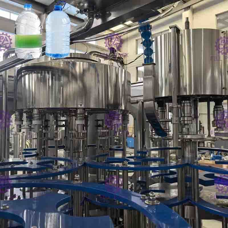 3 لتر / 5 لتر / 10 لتر زجاجة مياه معدنية بلاستيكية 2 في 1 معدات تعبئة وملء / مصنع / آلة / نظام / خط