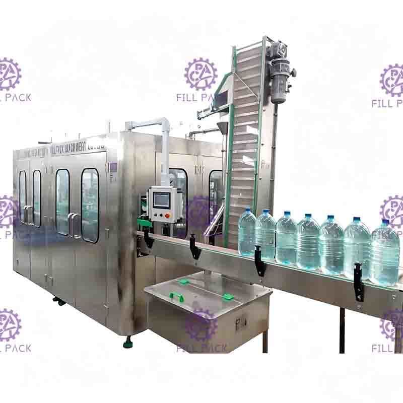 3L / 5L / 10L زجاجة بلاستيكية آلة تعبئة المياه المعدنية 3 في 1 1500BPH
